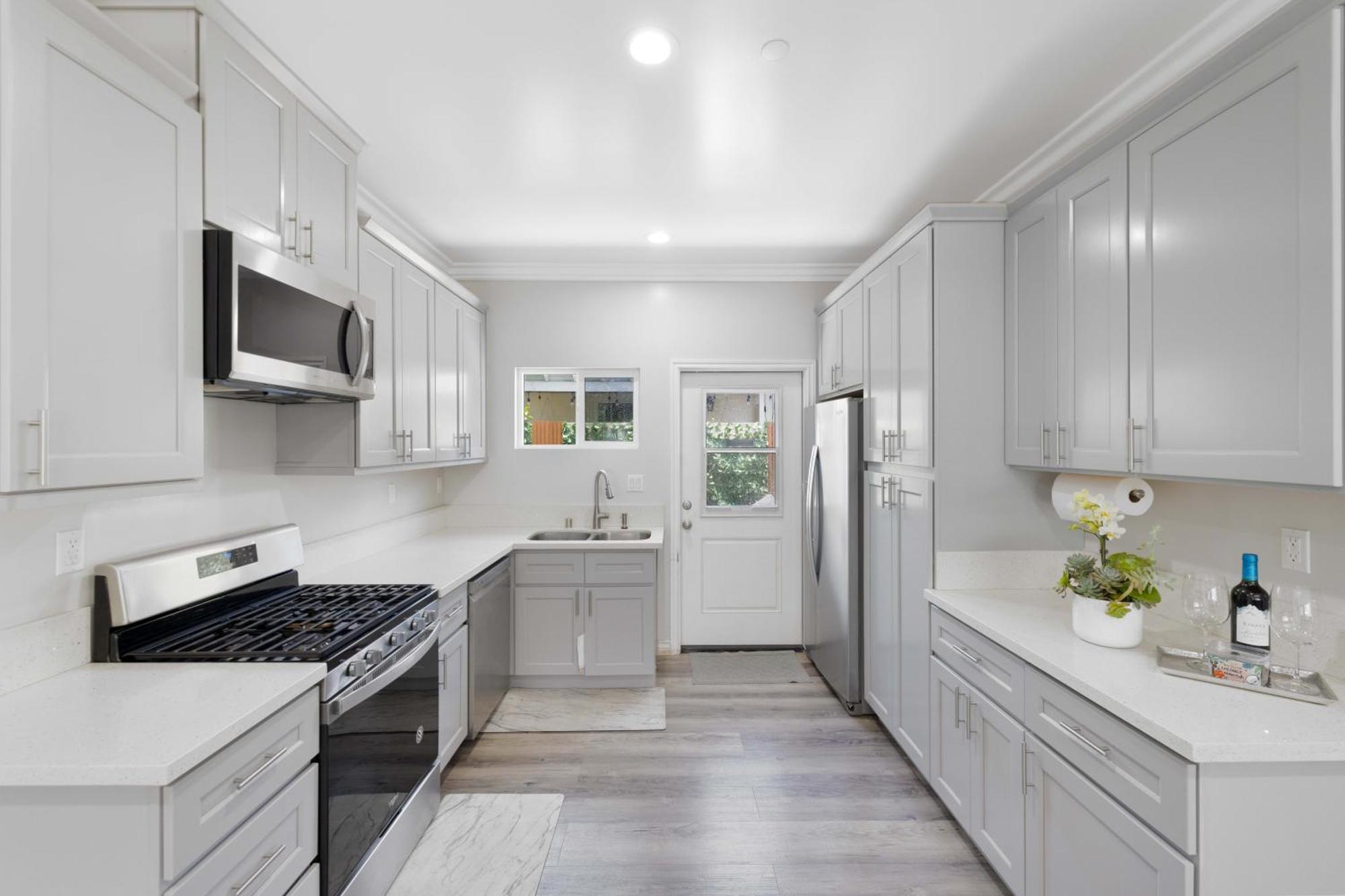 Stylist Home In Convenient Location! Temple City Екстериор снимка
