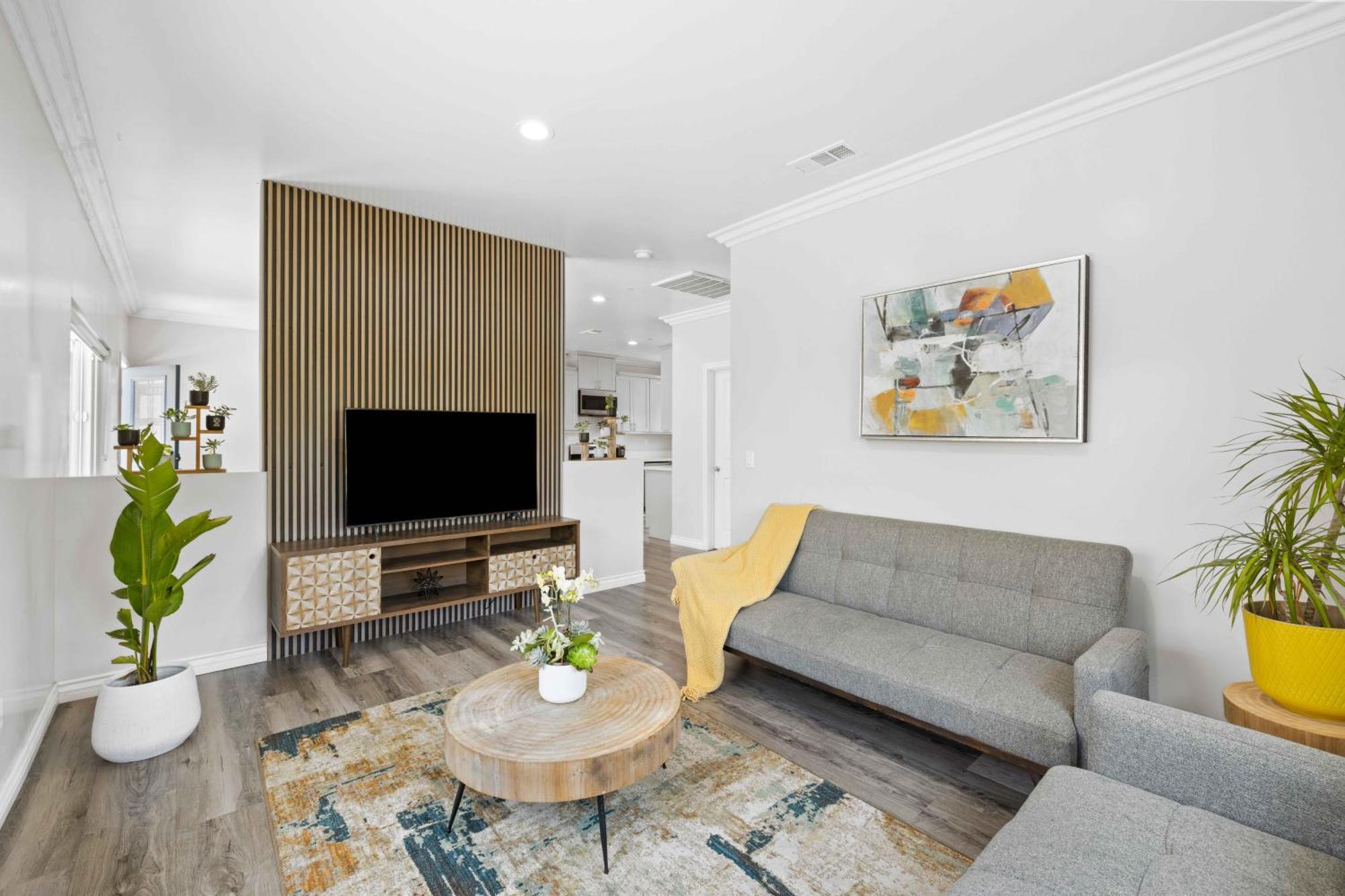 Stylist Home In Convenient Location! Temple City Екстериор снимка